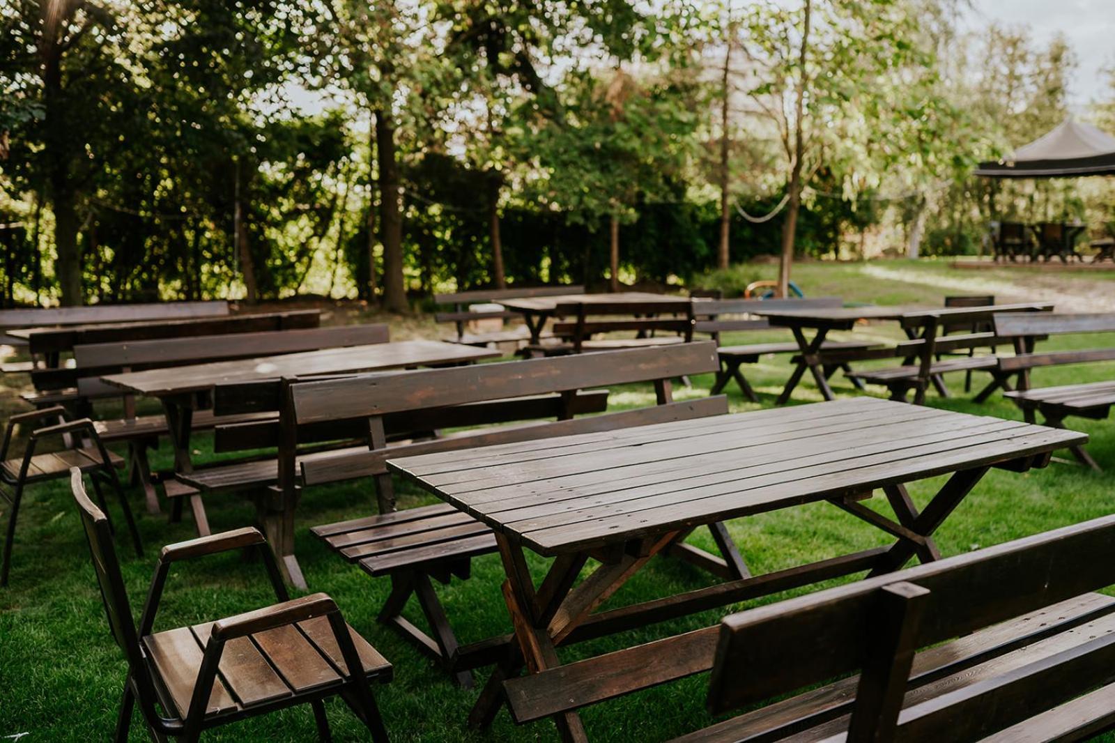 Hotel Garden โอเลสนิกา ภายนอก รูปภาพ