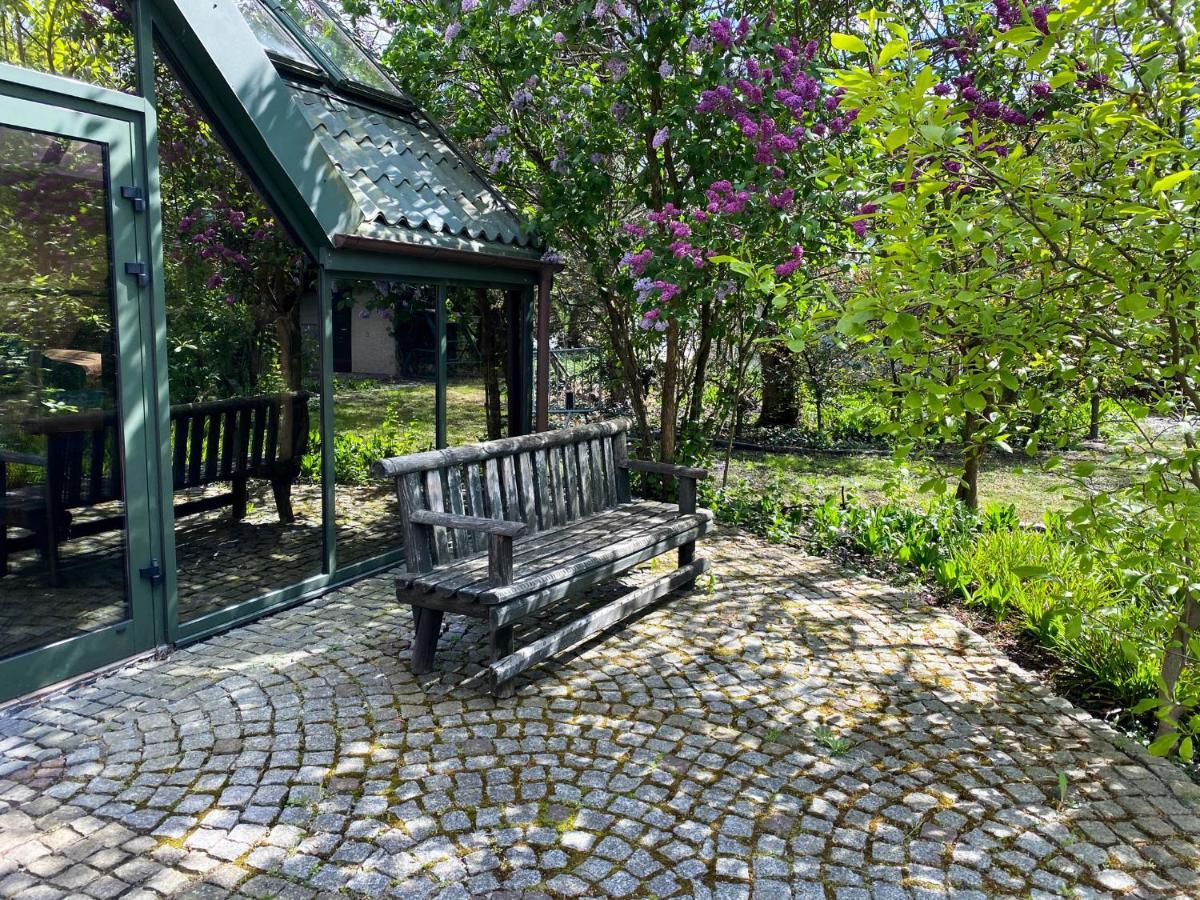 Hotel Garden โอเลสนิกา ภายนอก รูปภาพ